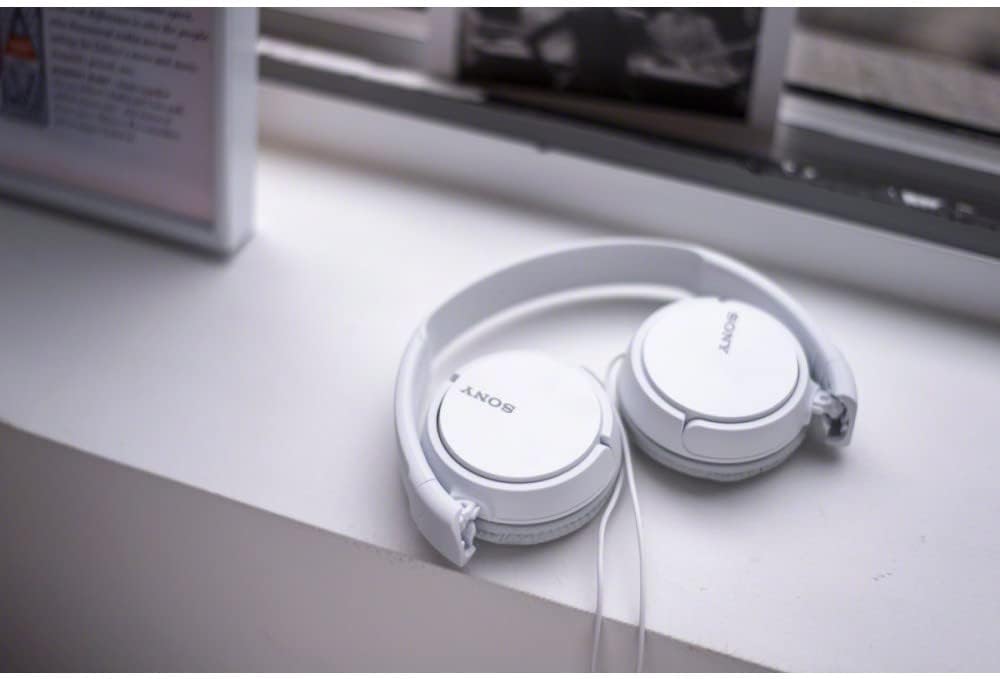 Sony Extra Bass Smartphone Headset White  MDR-ZX110AP