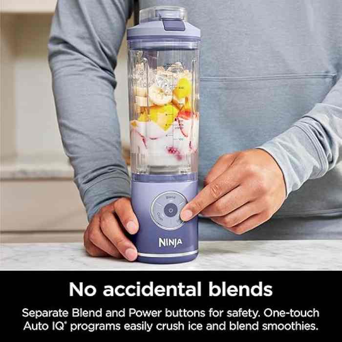 Ninja Blast Max, Portable Blender Twist & Go, 22 oz removable Vessel - Lavender