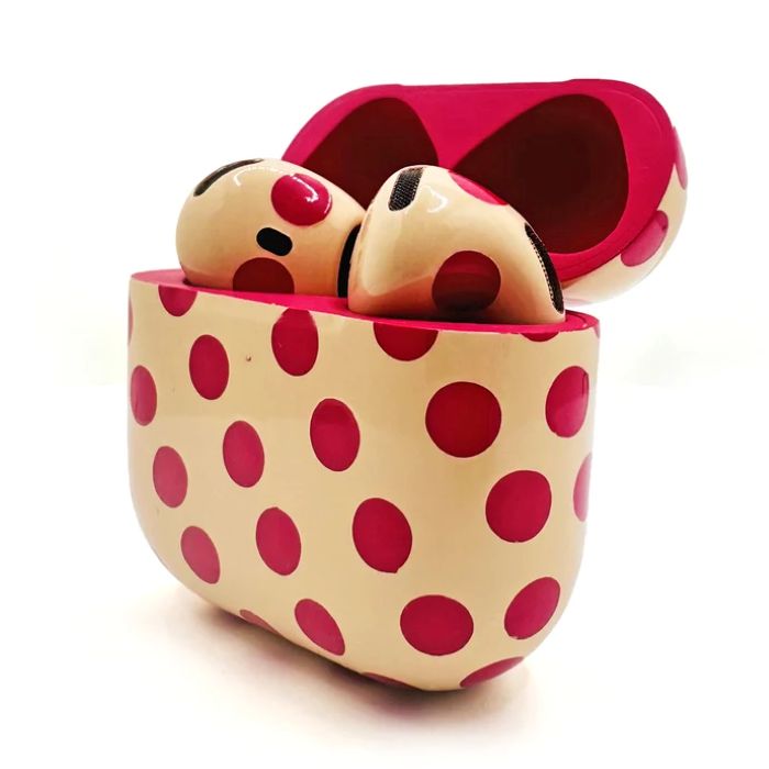 Merlin Craft Customized Apple AirPods 5 Pink Polka 