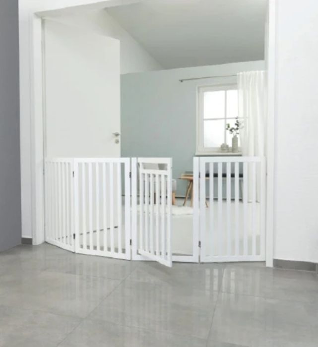 Trixie White Wooden 4-Part Barrier with Door For Dogs 81cm